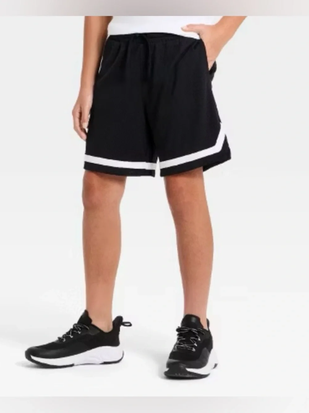 All In Motion  Boys “At The Knee” Black Court Active Mesh Shorts L 10/12